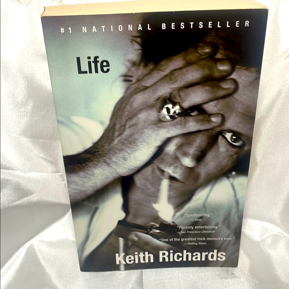 Life by Keith Richards - Black and White Cover